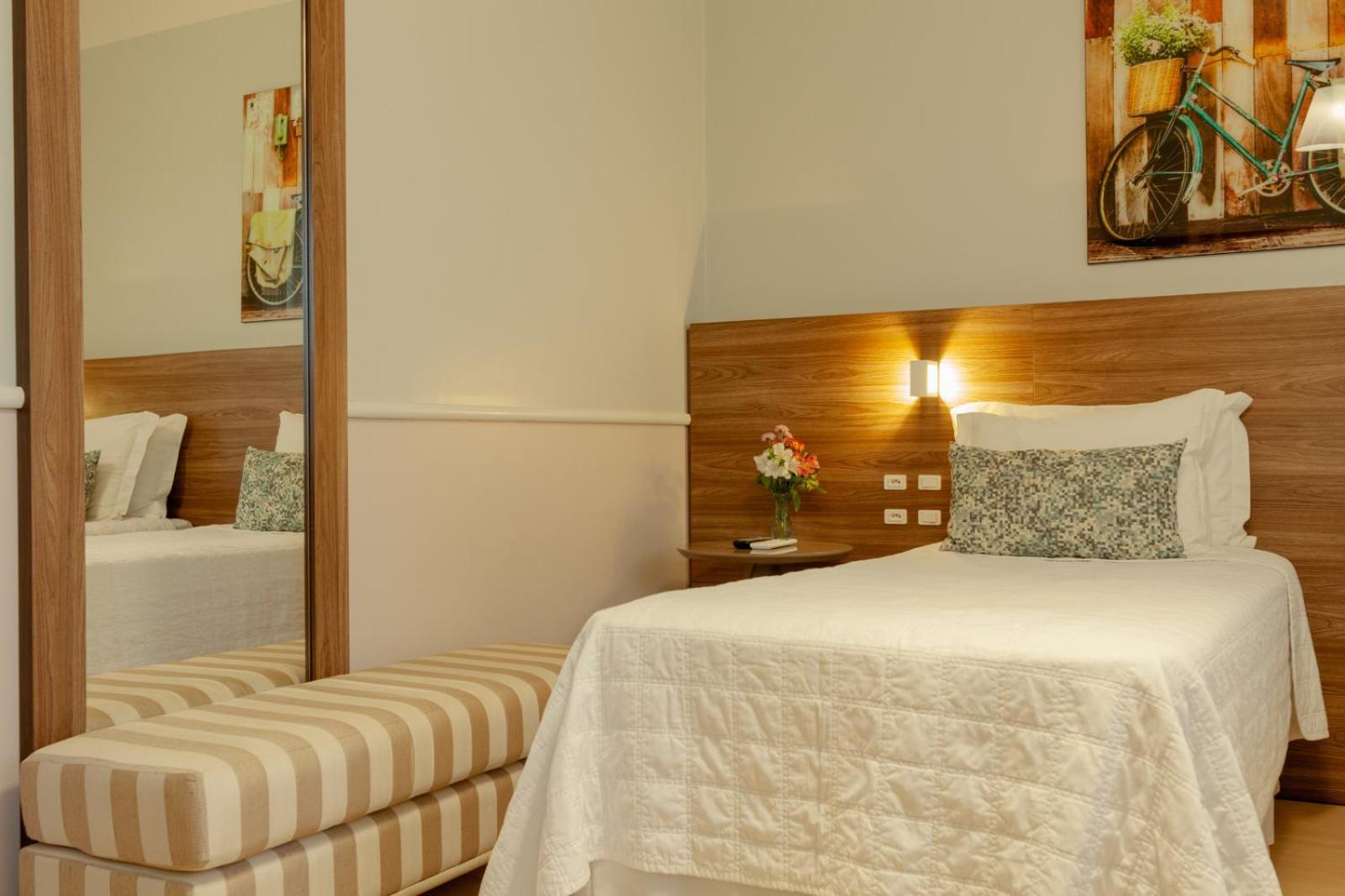 Hotel Casacurta Garibaldi Extérieur photo